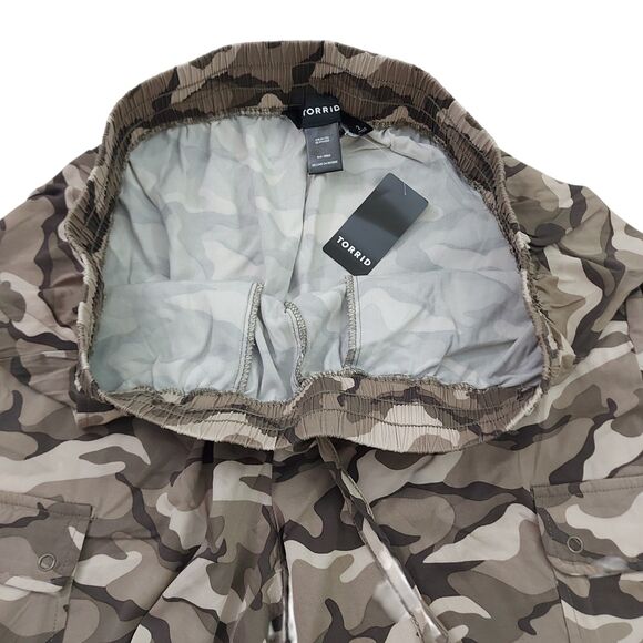 Torrid Cargo Jogger Womens 2X Brown Camo Relaxed Fit Lightweight Activewear - Picture 4 of 12